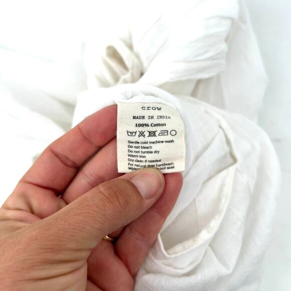 World Of Crow White Cotton Tank Top Blouse Cottagecore XS Crop Minimalist - Picture 6 of 7